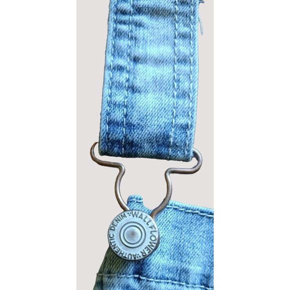 Wallflower Bib Shorts Womens XL Stretch Roll Cuff Adjustable Straps - Picture 13 of 16